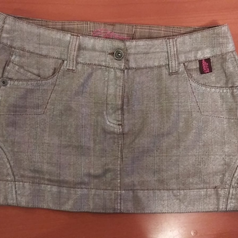 Metallic Mini Skirt - Picture 2 of 4